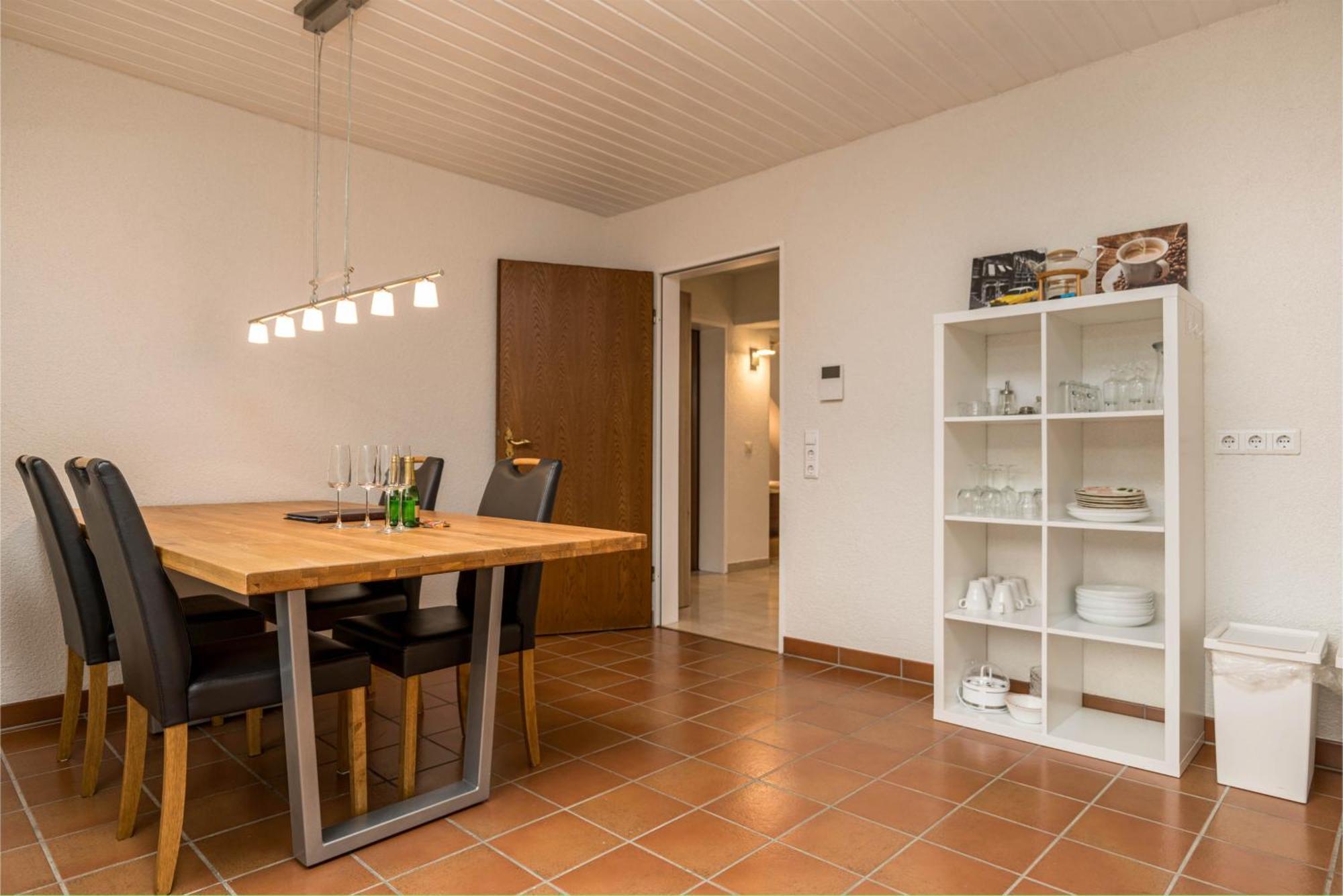 Riesling Appartement For 2 - 4 People - Billiards - Balcony With Mosel View - Parking - Wine Barrel Bar - Fully Equipped Kitchen - Netflix - Waiputv - 3 Km From Cochem Klotten Exteriér fotografie