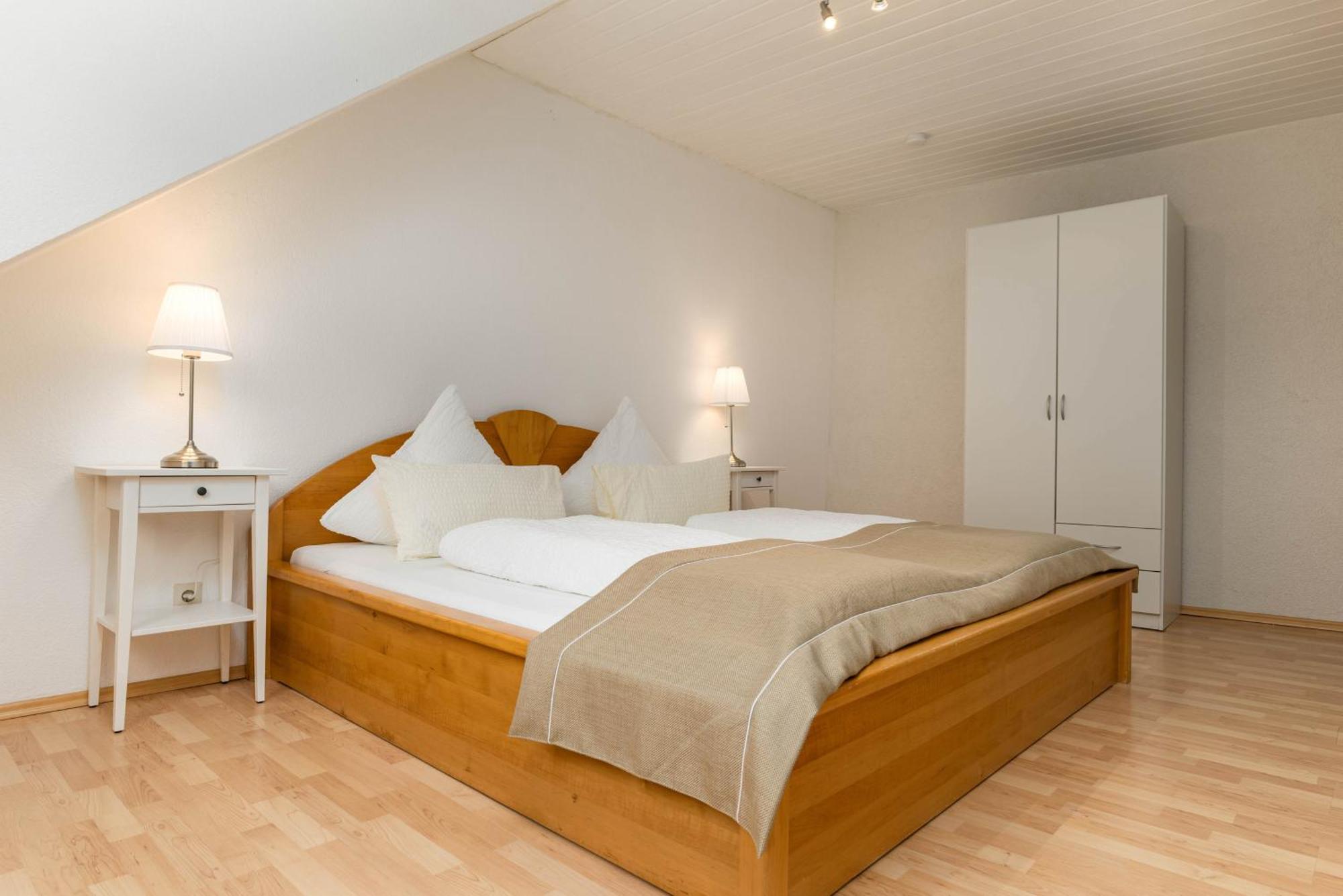 Riesling Appartement For 2 - 4 People - Billiards - Balcony With Mosel View - Parking - Wine Barrel Bar - Fully Equipped Kitchen - Netflix - Waiputv - 3 Km From Cochem Klotten Exteriér fotografie