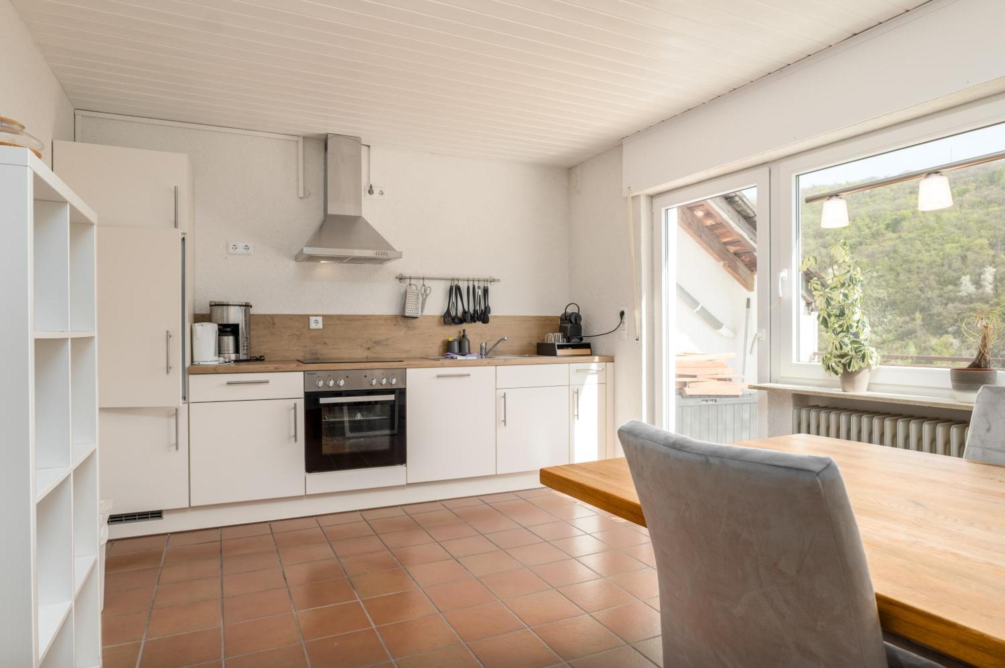 Riesling Appartement For 2 - 4 People - Billiards - Balcony With Mosel View - Parking - Wine Barrel Bar - Fully Equipped Kitchen - Netflix - Waiputv - 3 Km From Cochem Klotten Exteriér fotografie